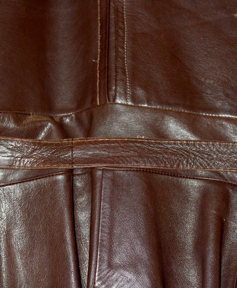 Leather Woman long jacket 70s ca. – Madeinused